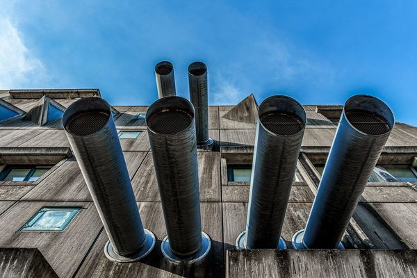 Idealne wentylowanie wnętrz - jakie elementy są niezbędne?